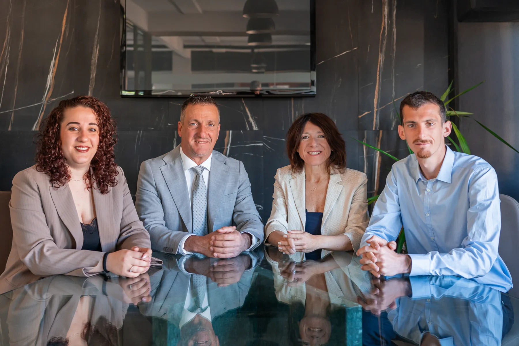 La squadra di Kirya Real Estate a Lido di Camaiore